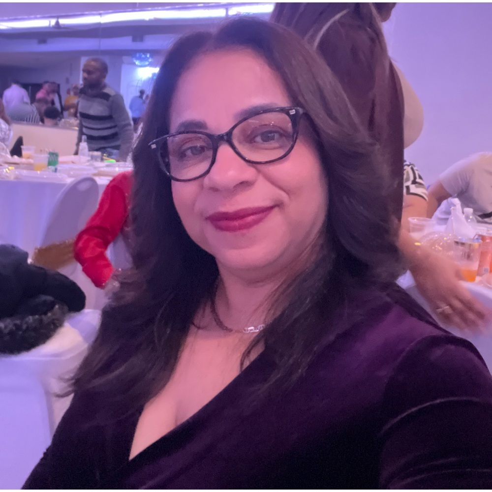 Meet your Posher, Thaiana